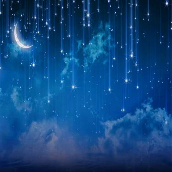 Meet your Posher, Caroline - Picture 1 of 1